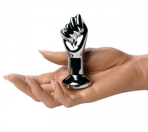 Анальный стимулятор в виде сомкнутой руки Masters The Commander Mini Fist Plug - 8,8 см.