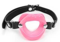 Розовый кляп-губки на черном ремешке Розовый кляп-губки на черном ремешке