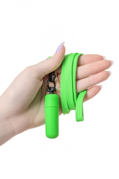 Зеленая вибропуля на ремешке - 5,5 см. Зеленая вибропуля на ремешке - 5,5 см.