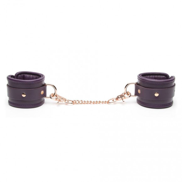 Фиолетовые наручники Cherished Collection Leather Wrist Cuffs Фиолетовые наручники Cherished Collection Leather Wrist Cuffs