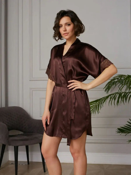 Обворожительный пеньюар с кружевом Обворожительный пеньюар с кружевом