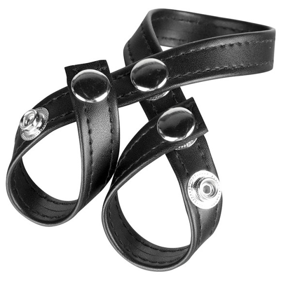 Разделитель мошонки из искусственной кожи на клепках 8 STYLE BALL DIVIDER Разделитель мошонки из искусственной кожи на клепках 8 STYLE BALL DIVIDER