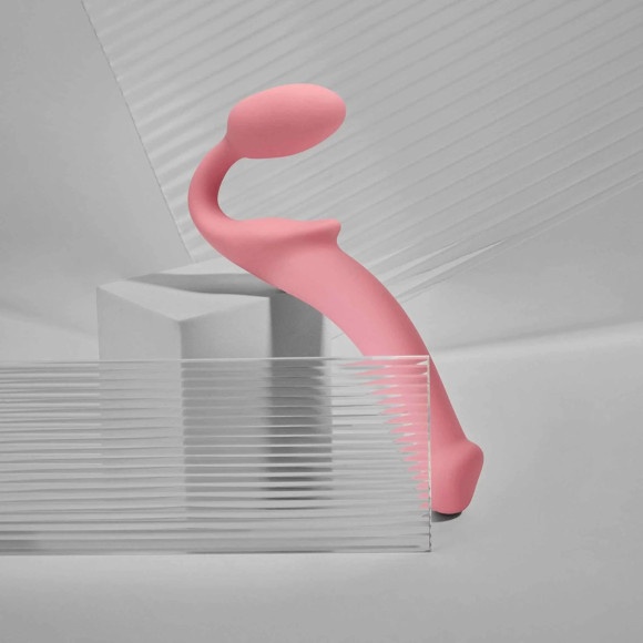 Розовый безремневой страпон Strap-on-me Semi-Realistic Bendable Strap-On size M Розовый безремневой страпон Strap-on-me Semi-Realistic Bendable Strap-On size M