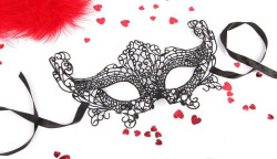 Черная ажурная текстильная маска  Амели 