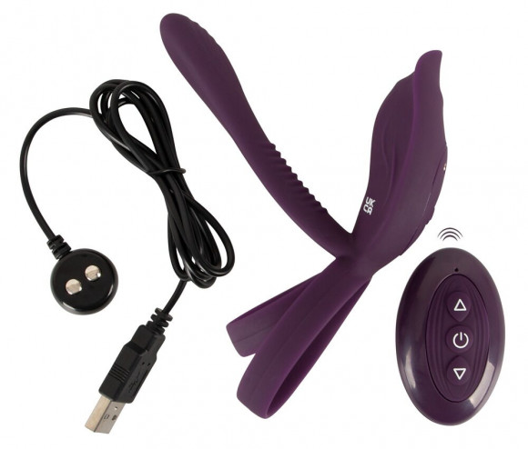 Фиолетовая насадка на член с клиторальным отростком и пультом ДУ RC Couple’s Vibrator 2 Фиолетовая насадка на член с клиторальным отростком и пультом ДУ RC Couple’s Vibrator 2