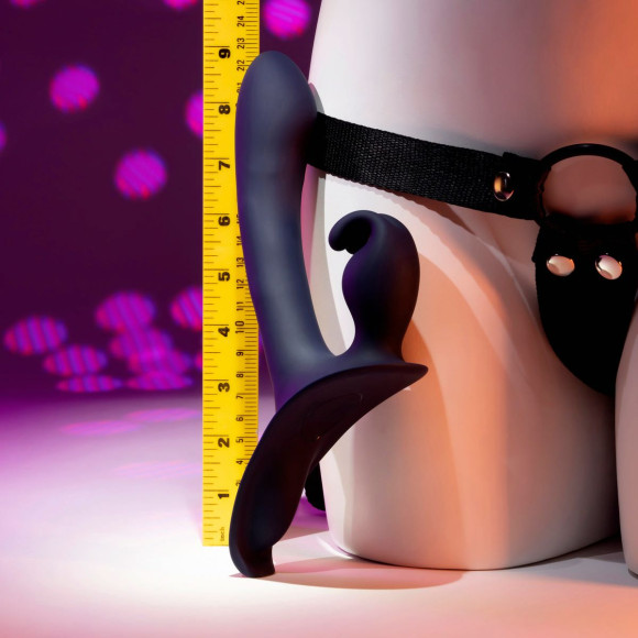 Женский страпон с вибрацией Giving Vibes